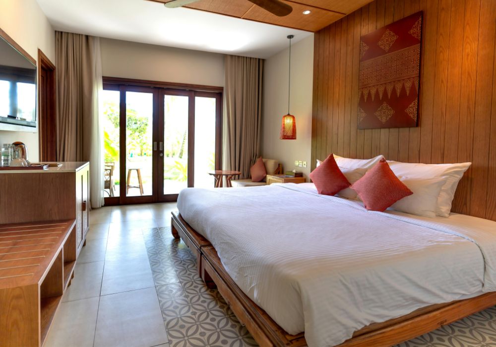 Extended 4-Star Package