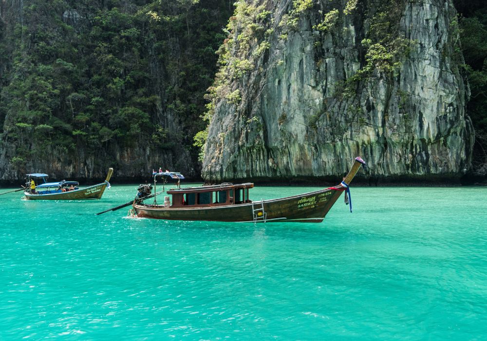 Bangkok and Phuket island tour package from Pakistan